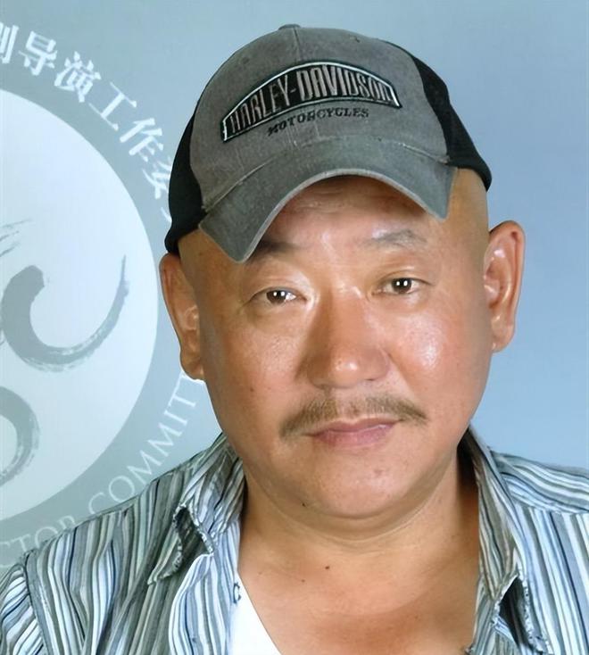 Kaiyun网址 开云13年过去了那个娶了俄罗斯美女的东北大叔甲继海如今怎样了？(图7)