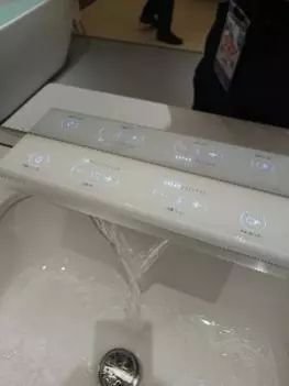 【上海厨卫展】看了1000家Kaiyun网址 开云浴室柜企业这些产品最流行！(图36)